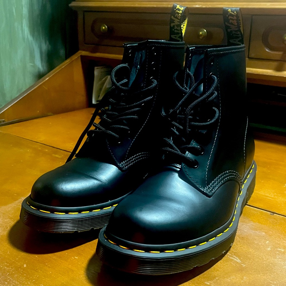 Brand new Dr. Martens size 8 mens size 9 womens